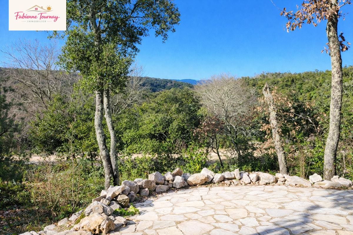 MEJANNES-LE-CLAP Bungalow 3 chambres dans un cadre de verdure et avec vue dégagée 2