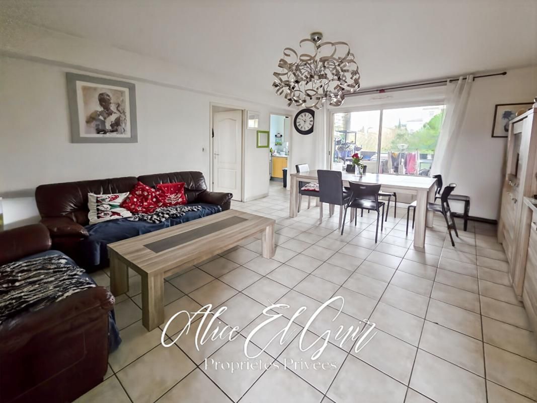 CARCASSONNE Carcassonne - Appartement 2 chambres, terrasse, 2 parkings 3