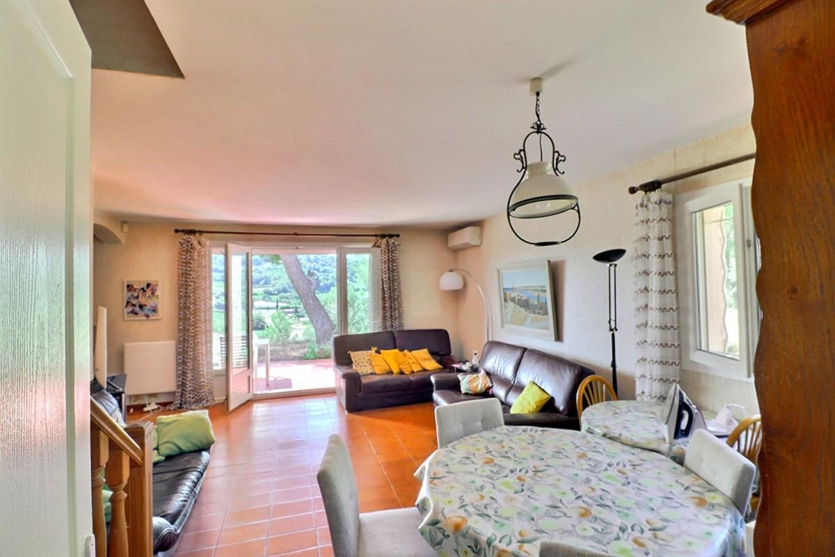 LA CADIERE-D'AZUR Maison La Cadiere D Azur 5 pièce(s) 125 m2 - Garage et Dépendance 4