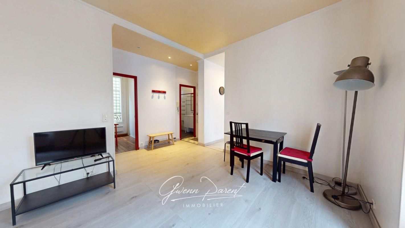 MEUDON Centre Meudon - Adresse convoitée, charme 1900 et hauteur sous plafond remarquable 4