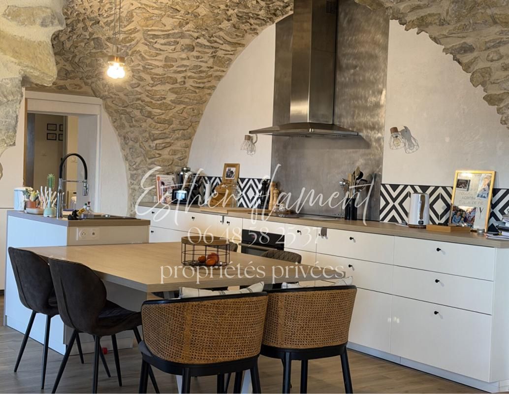 VEZENOBRES Appartement/maison  plain pied 108 m2 AVEC JARDIN PRIVATIF 4