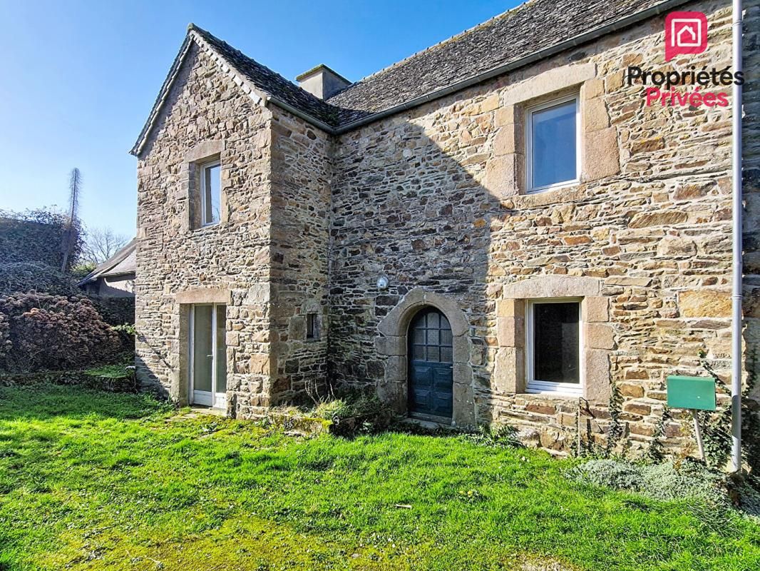 GUIMAEC Maison de caractère proche mer Guimaëc, à 2 km des plages 1