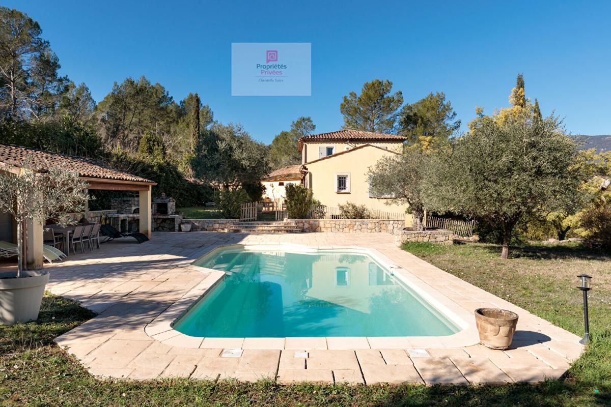 FAYENCE Villa de prestige de 275M2 avec vue panoramique -Fayence (83440) 1