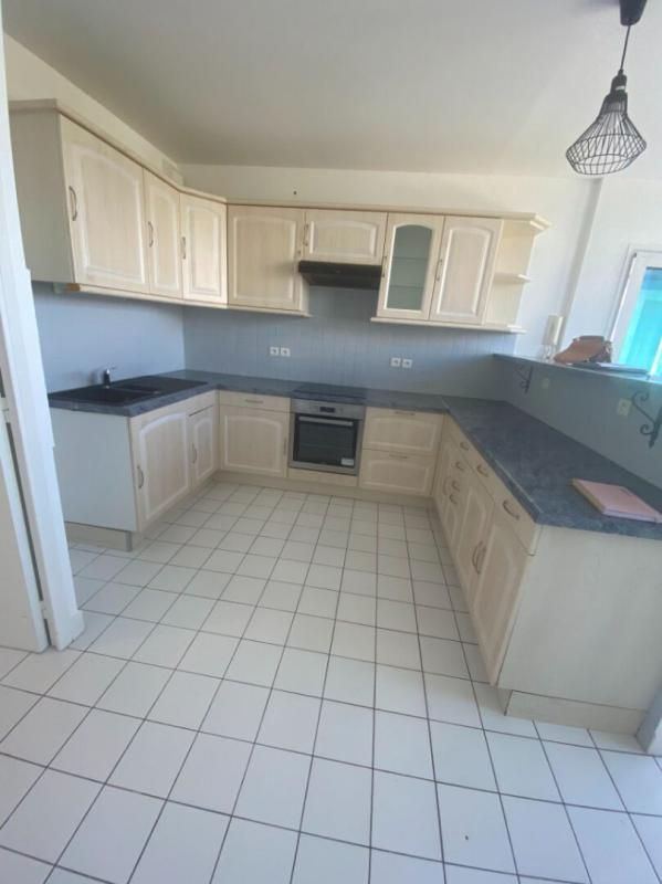 JOUE-LES-TOURS Appartement  2 pièce(s) 48 m2 2