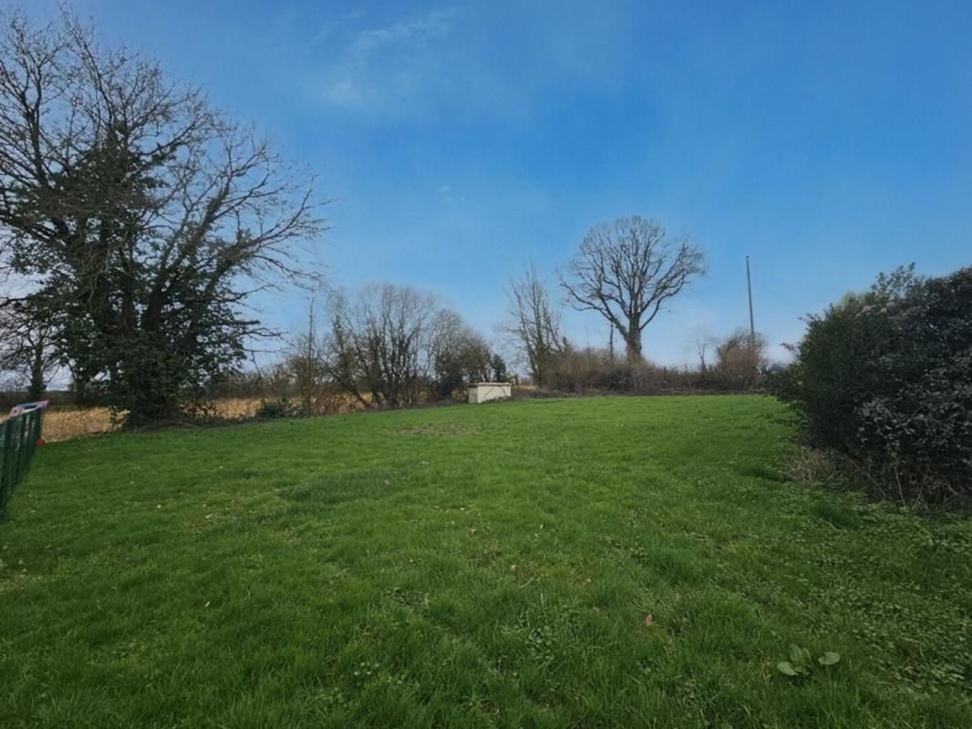 BRAINS-SUR-LES-MARCHES Terrain 578 m2 2