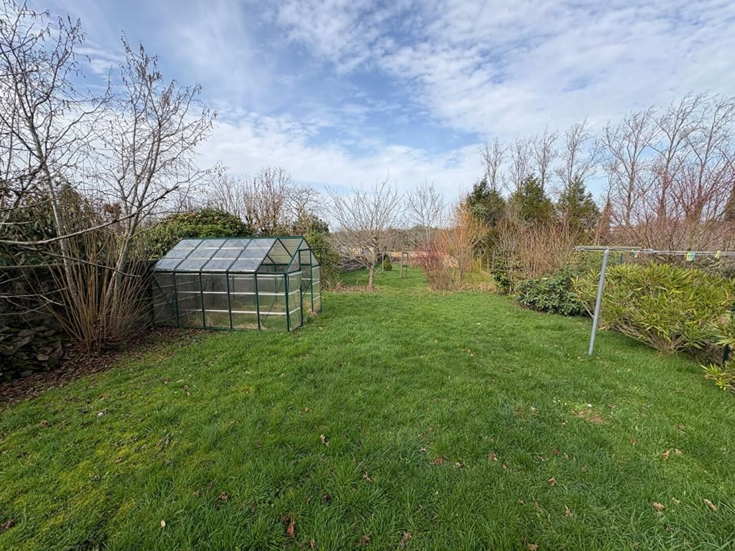 ROSPORDEN A vendre ROSPORDEN (29140) Maison 4 pièces 2 chambres 1 bureau 87 m2 3