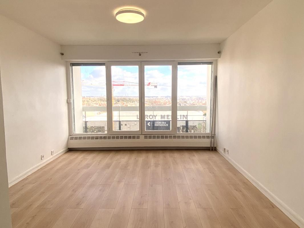 VITRY-SUR-SEINE Appartement Vitry Sur Seine 1 pièce(s) 24.5 m2 2