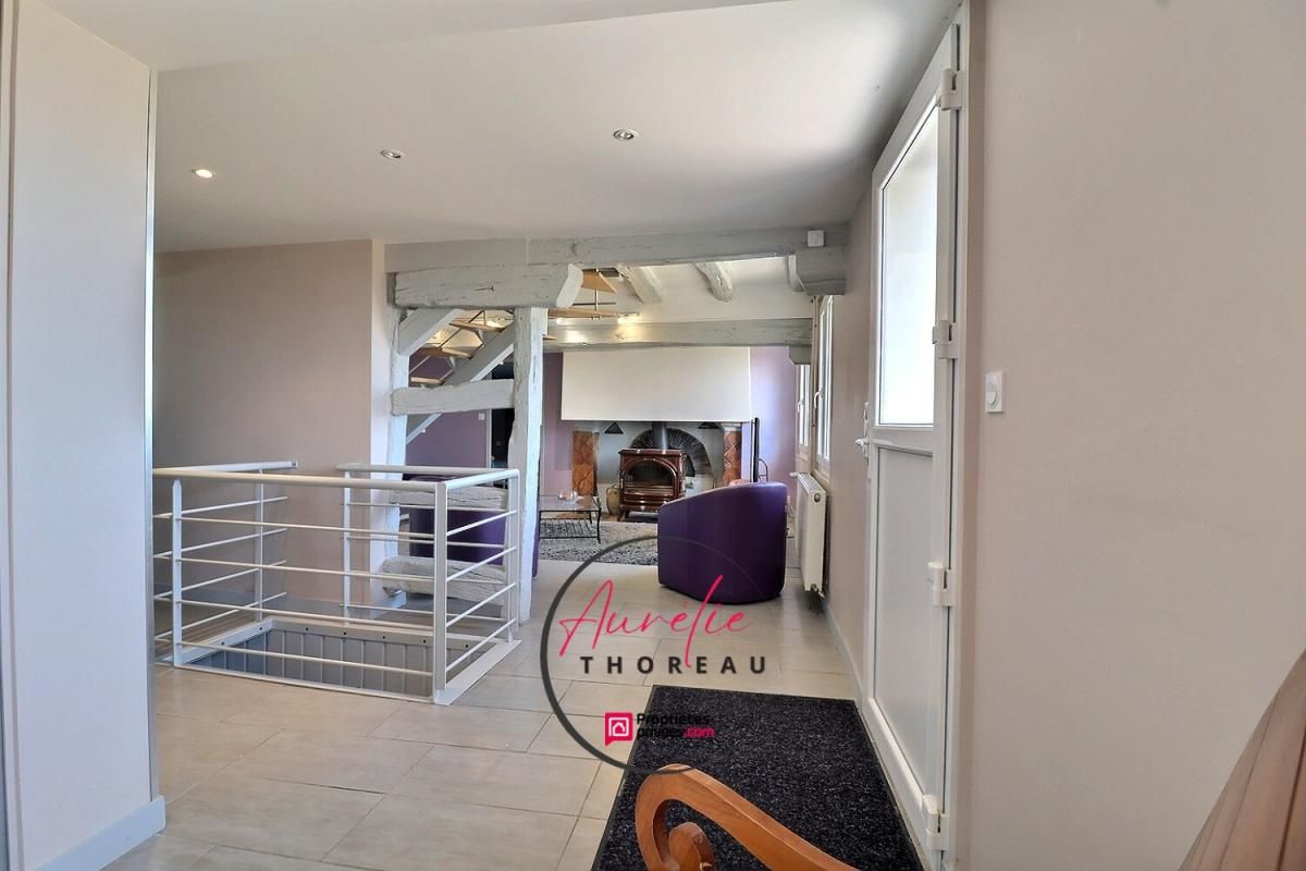 NEUVILLE-AUX-BOIS Longère sur terrain clos 4