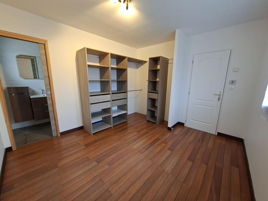 CISSAC-MEDOC Agréable Maison à Cissac 6 pièce(s) 119 m2 ENVIRON 4