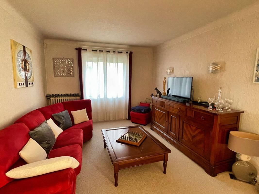 BOEN-SUR-LIGNON Maison Boen Sur Lignon 4