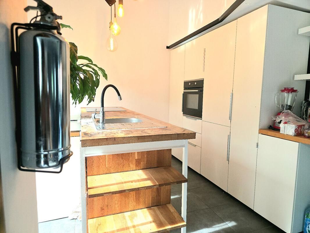 TOULON MAISON COUP DE COEUR  LUMIÈRE, VOLUMES & STYLE À LA SEYNE-SUR-MER 4