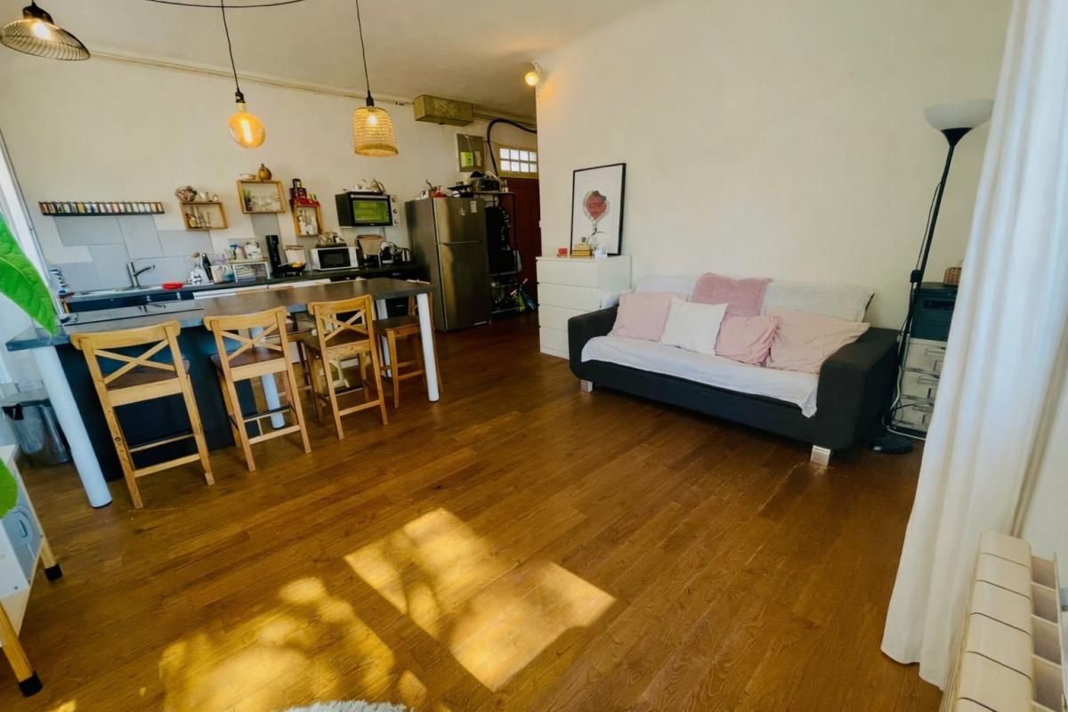 Cassis T2 avec terrasse vue mer