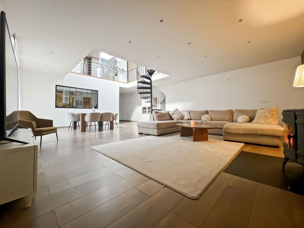 FACHES-THUMESNIL Loft  345 m2 4