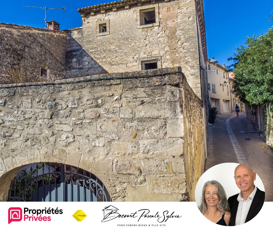 LES ANGLES DEMEURE EN PIERRES Les Angles 7 pièce(s) 170 m2 - TOITURE NEUVE 1