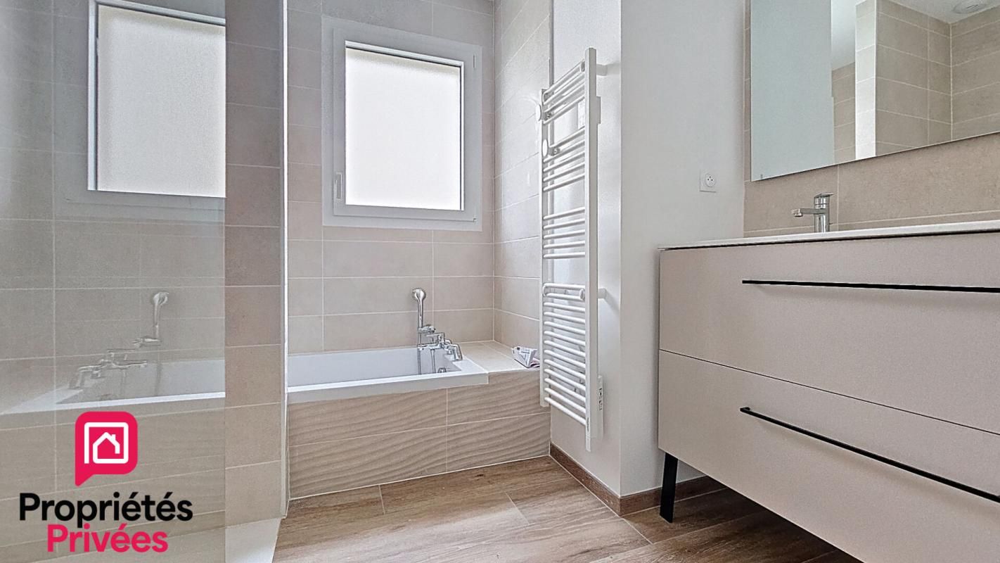 SAINT-SAUVEUR-D'AUNIS Maison 2026 de plain pied 140 m2 RT 2020 Classe énergie A 3