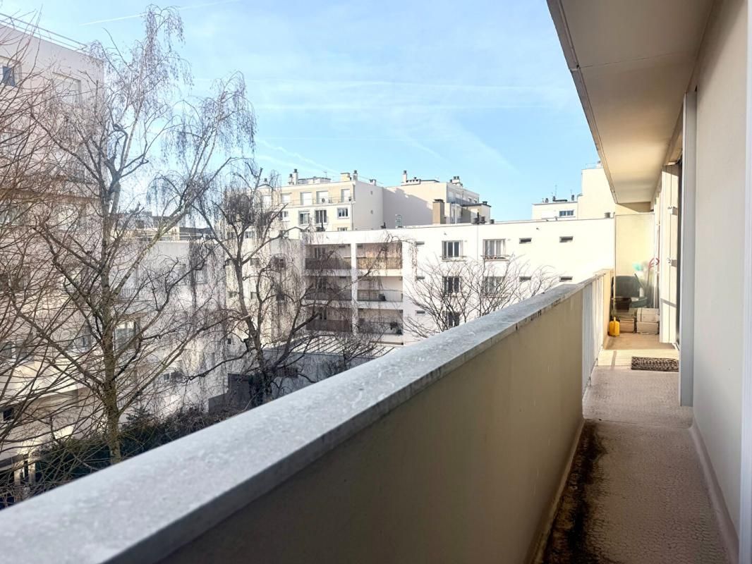 COURBEVOIE Asnières-sur-Seine ? Quartier Flachat | 2 pièces avec balcon, parking et cave 4