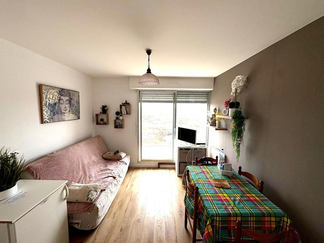 SAINT-GILLES-CROIX-DE-VIE Appartement  2 pièces -26 m2-85800 -Saint Gilles Croix de vie-avec garage 3