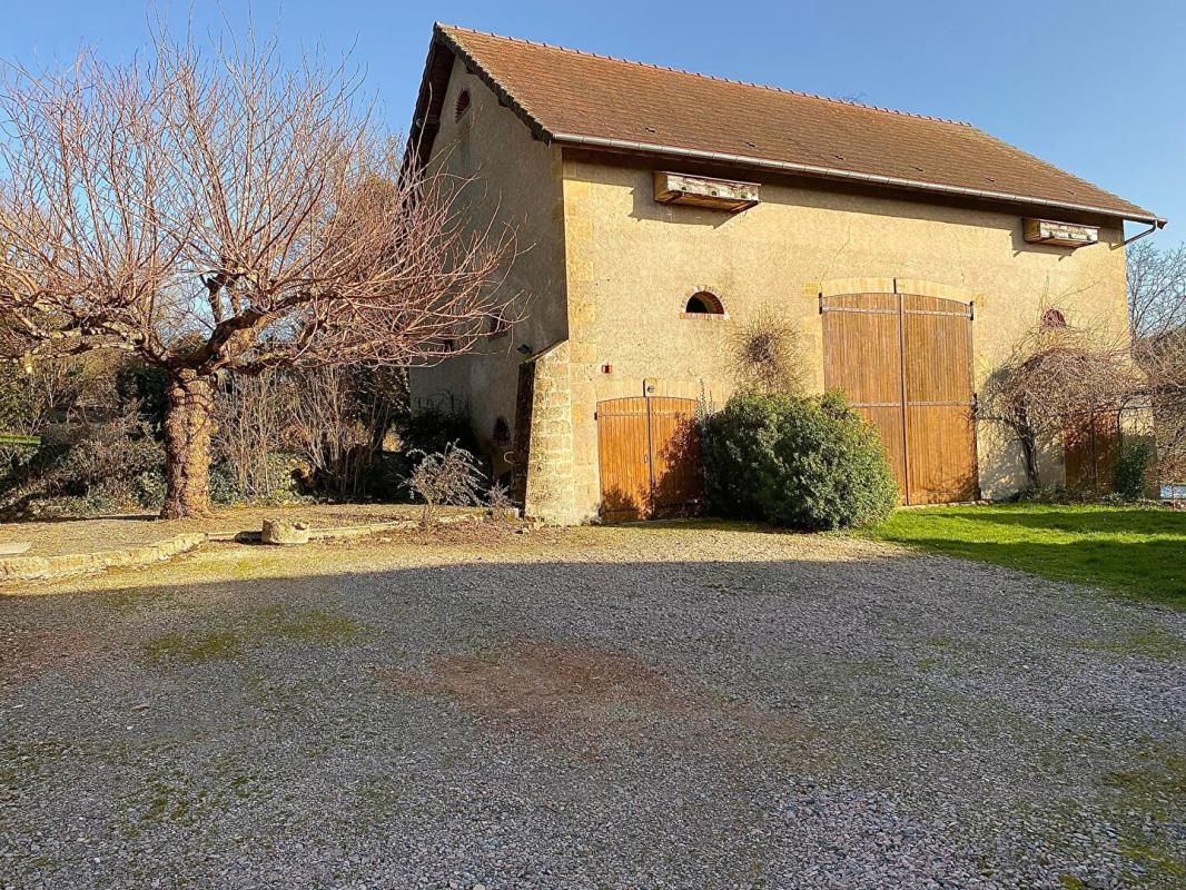 SAINT-BENIN-D'AZY Maison Saint Benin D Azy 4