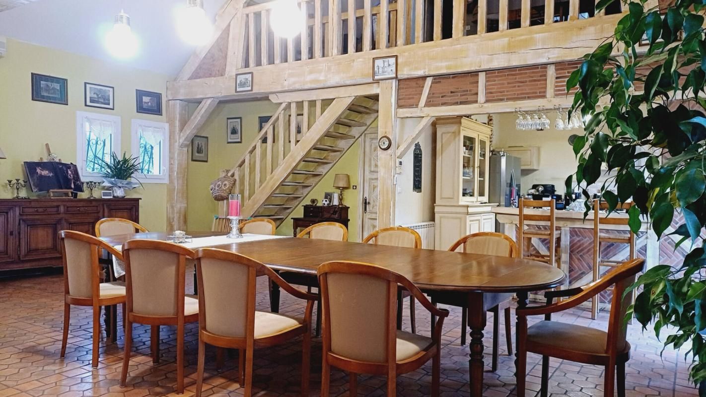 SULLY-SUR-LOIRE PROPRIETE SUR 2.7 HECTARES 2