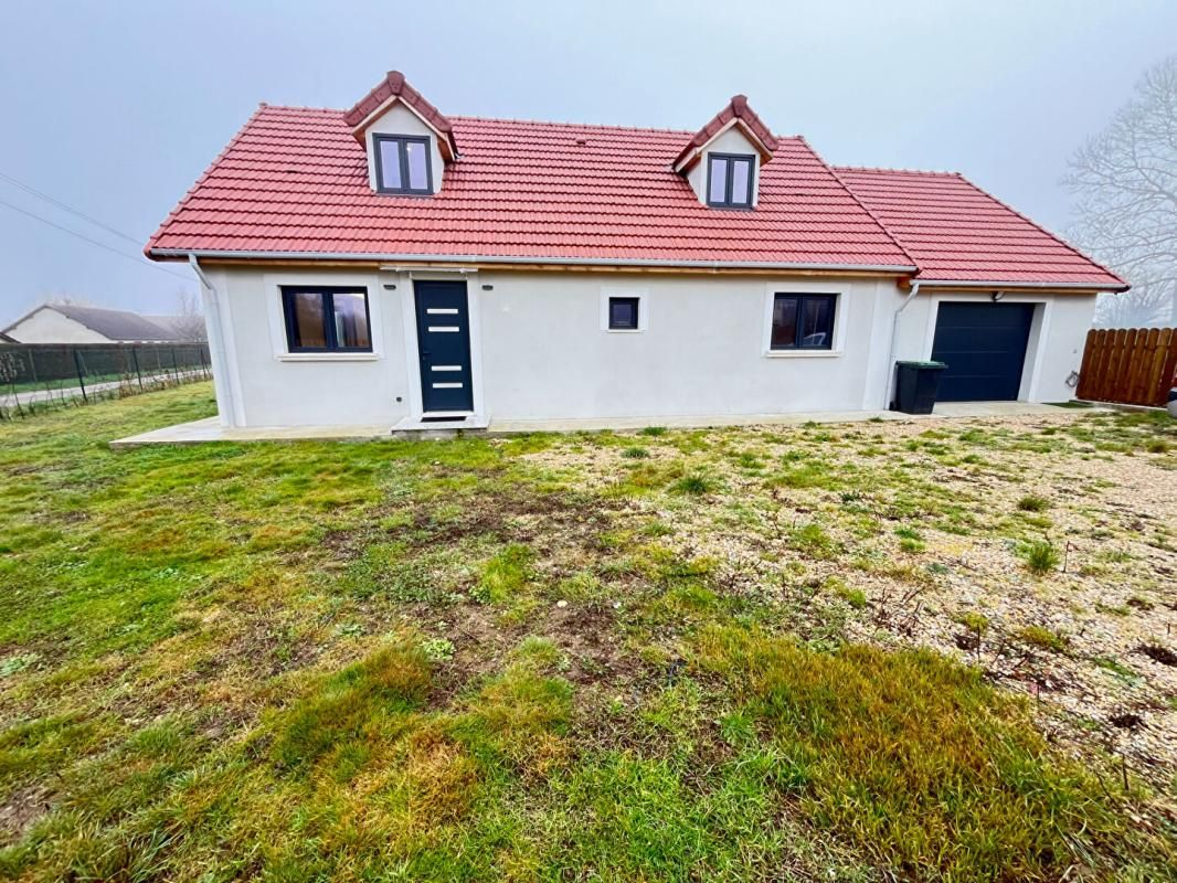 ETREPAGNY Proche Etrepagny Maison NEUVE 2025 3 chambres 108 M2 2