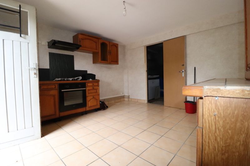VARENNES-VAUZELLES Maison 5 pièce(s) 109m2 2