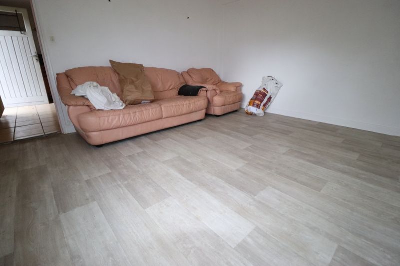 VARENNES-VAUZELLES Maison 5 pièce(s) 109m2 3