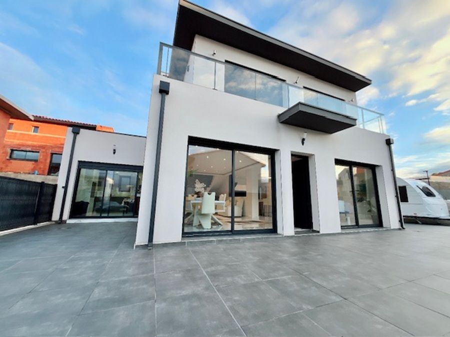 PERPIGNAN Magnifique maison de 2023 de 110 m² sur un terrain 3 faces de 350 m² 2