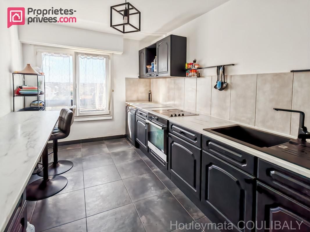 LE HAVRE Appartement 3 pièce(s) 92 m2 - CAVE et Emplacement PRIVATIF 2