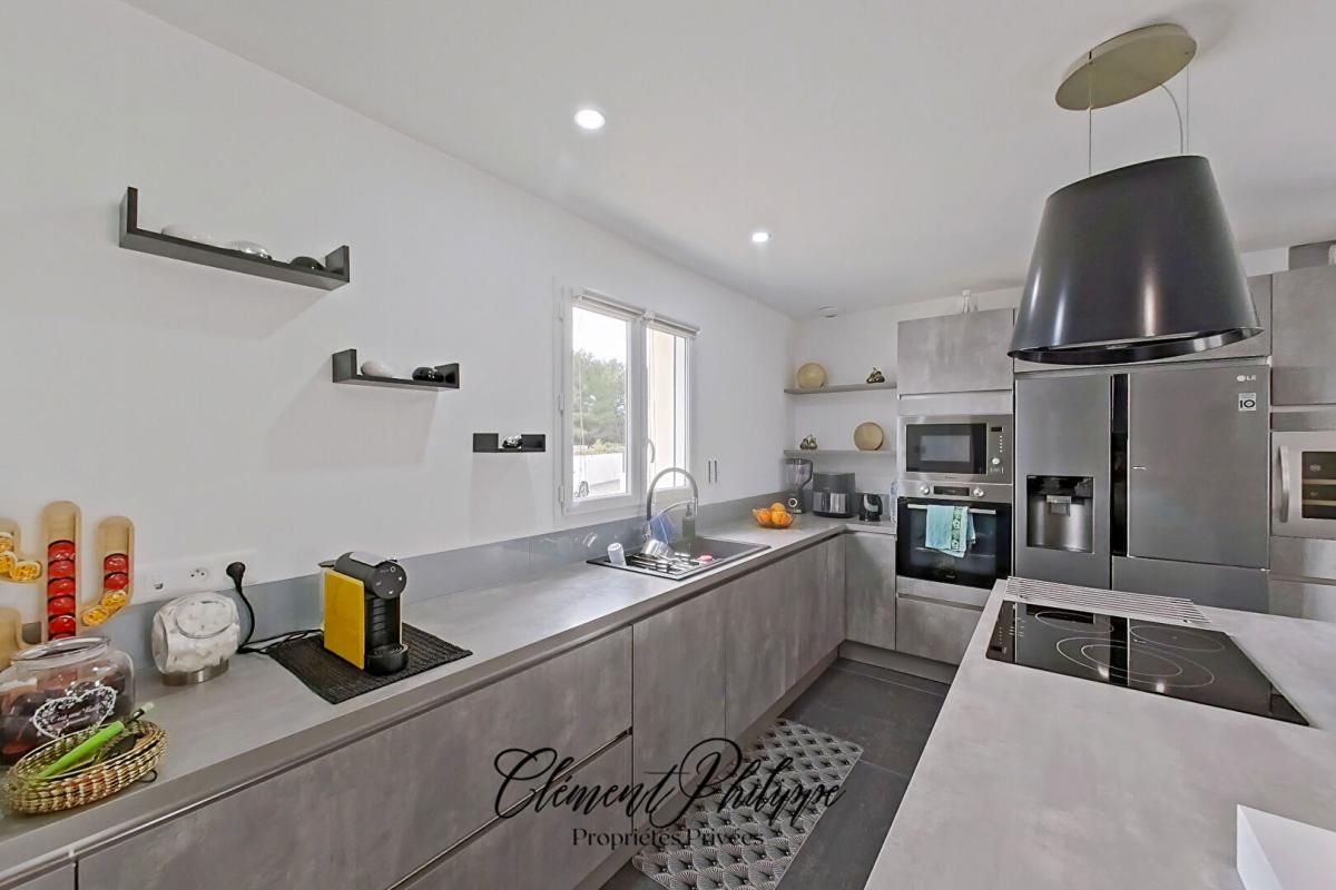 AIGUES-VIVES Villa Aigues Vives 4 pièces 85 m2 3