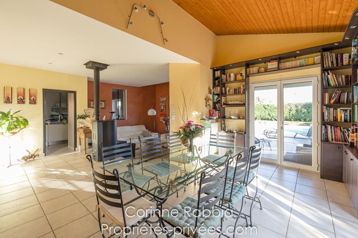 PECHBONNIEU Maison 186 m2 6 pièces 4