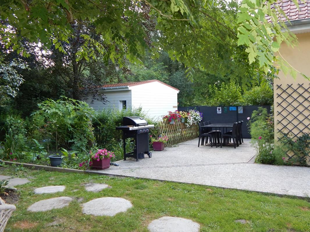 FAVIERES Maison 7 pièces 174 m2 2