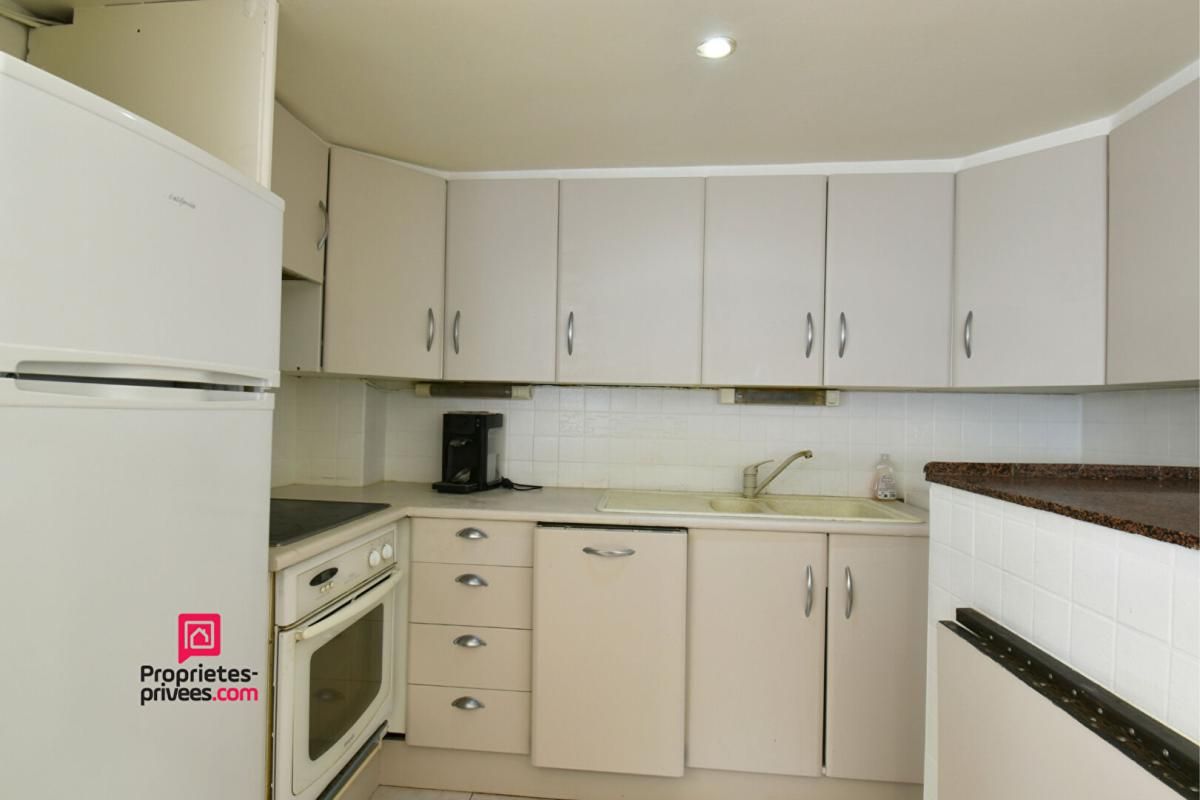 LYON-3E-ARRONDISSEMENT Lyon 3 ? Rue Duguesclin ? T2 de 42 m2 avec entrée indépendante 4