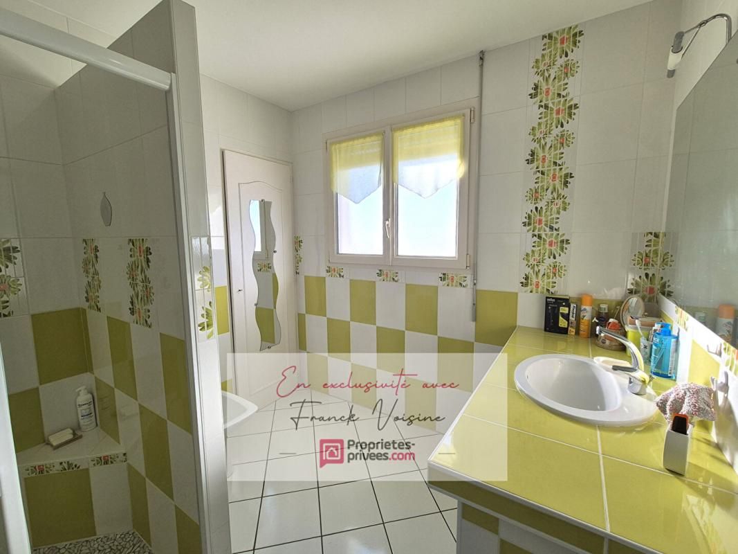 SAINT-PAUL-EN-PAREDS A VENDRE en Exclusivité à Saint Paul en Pareds, maison de 109 m2 avec 4 chambres sur une parcelle de 1778 m2 env 3