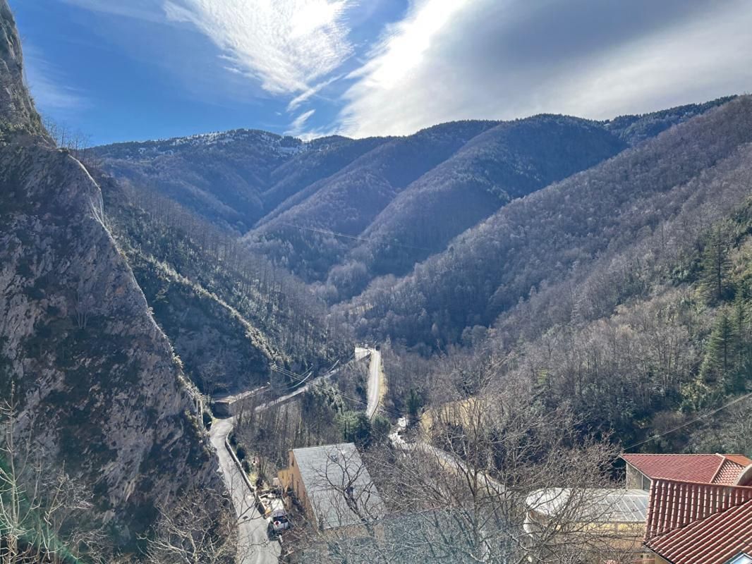 PRATS-DE-MOLLO-LA-PRESTE Charmant studio de 23 m2 à Prats De Mollo La Preste proche cure, idéal  investissement locatif 1