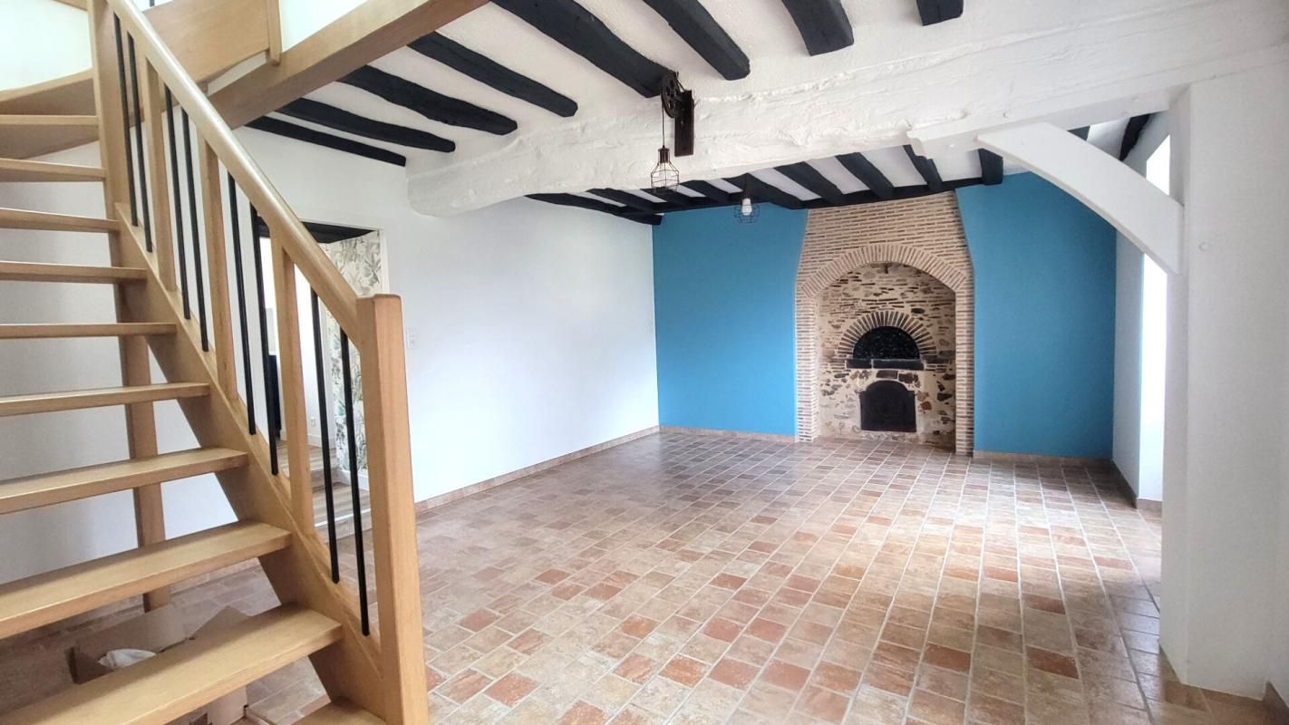 Maison Montreuil Sur Maine 4 pièce(s) 124 m2