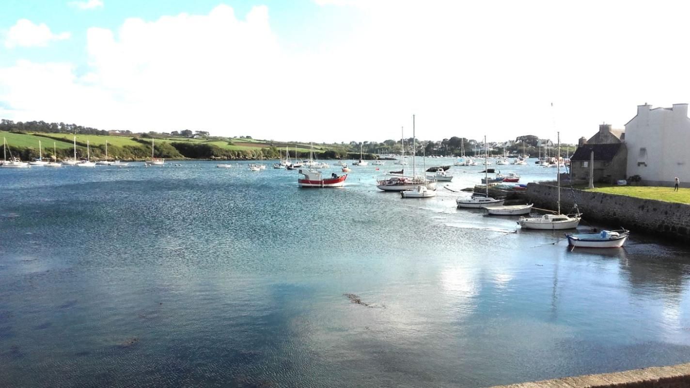 LANILDUT 29840 Lanildut maison de maître front de mer 6 chambres habitable ou exploitable en gîte 1