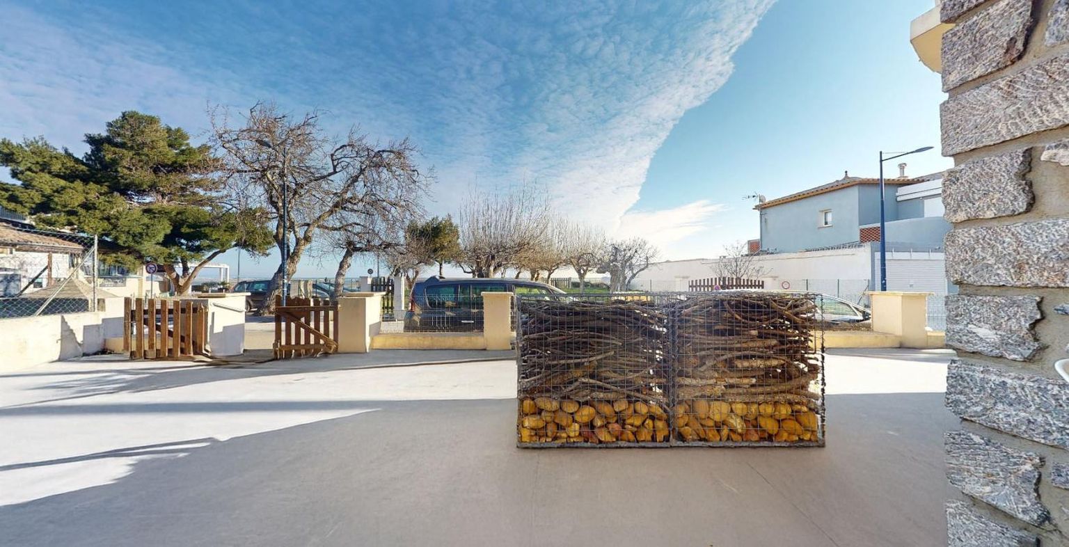 La Franqui Rez-de-chaussée rénové à 50 mètres de la mer - 3 T2