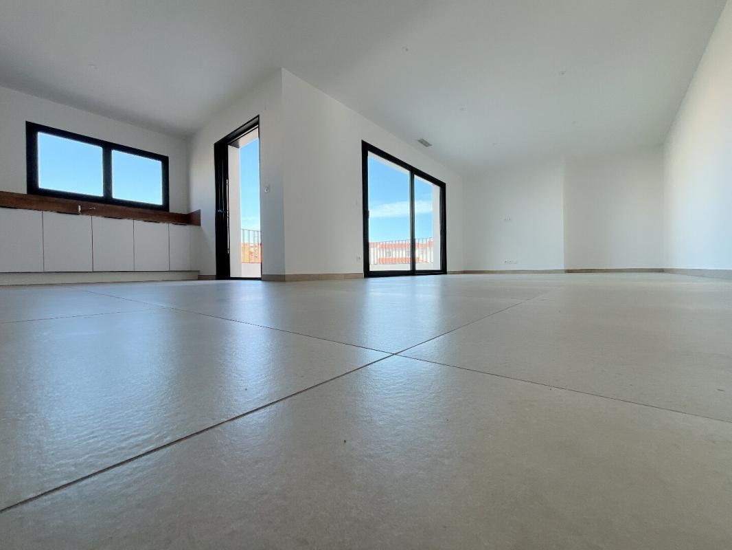 CABESTANY Magnifique appartement neuf de 119 m² au 1 er étage d'une petite copropriété de deux appartements 4