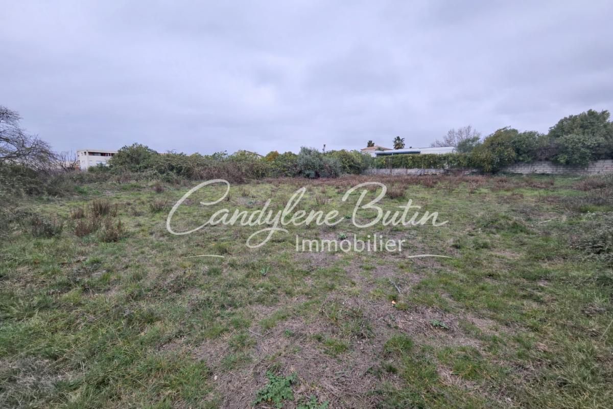 VILLENEUVE-LES-BEZIERS Terrain constructible en zone AUE1-Projet professionnel avec logement de fonction -Villeneuve-lès-Béziers 2