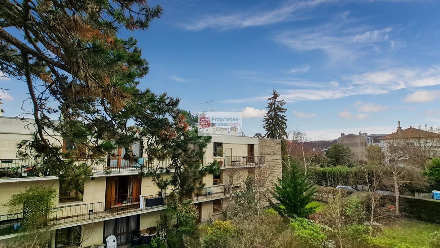 Appart.  3 chambres  calme  2 balcons  Ville d'Avray proche Sèvres