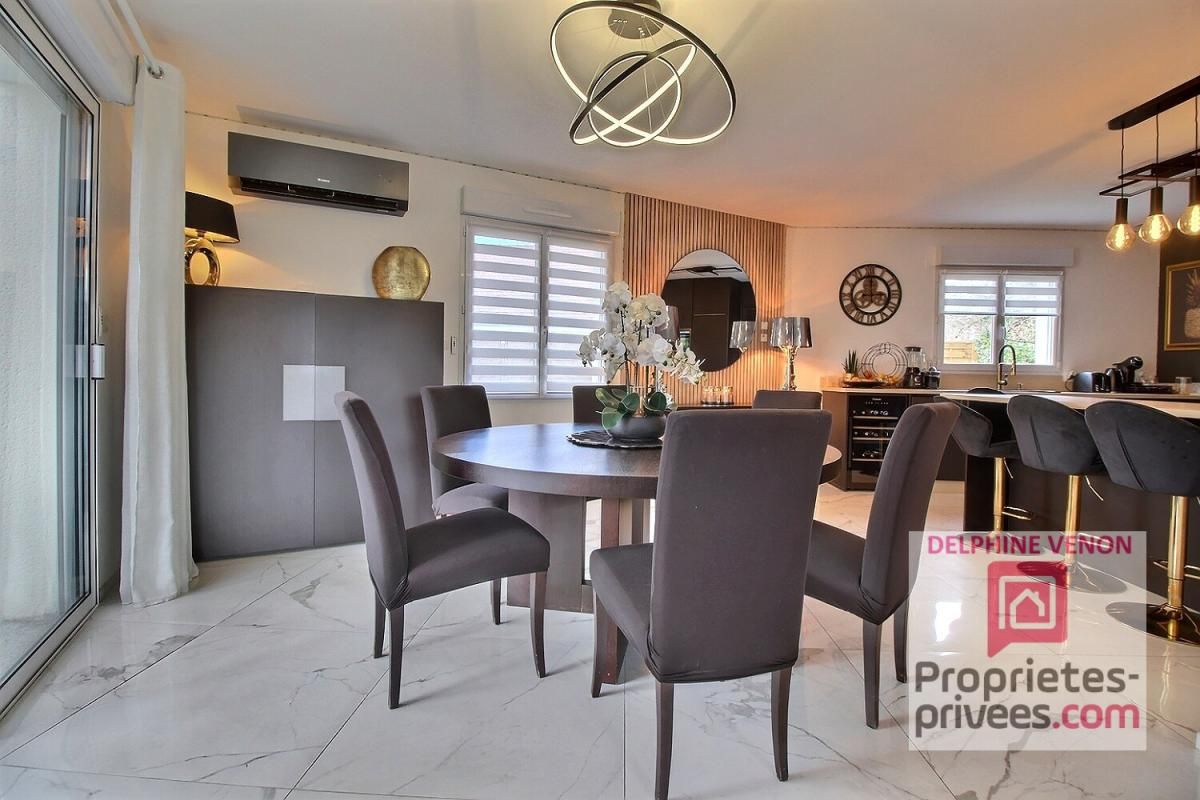 CHATEAUNEUF-SUR-LOIRE Maison classe énergie B avec vie en plain pied à 2 pas des commerces, de la Loire et des écoles sur un terrain de 900 m² 3