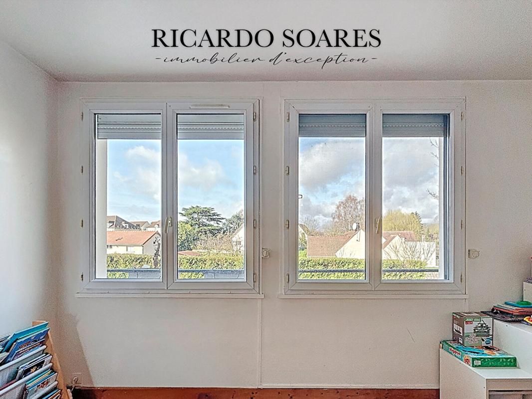 GOUVIEUX GOUVIEUX 60270 / RESIDENCE PRIVÉE / APPT 65 m2 / 2 CHAMBRES / PARKING 2