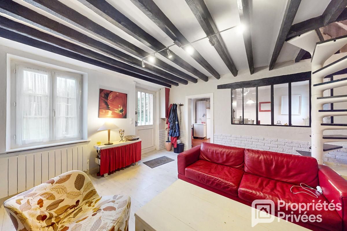 SAINT-MAURICE-LES-CHARENCEY Longère Vue prairie 3