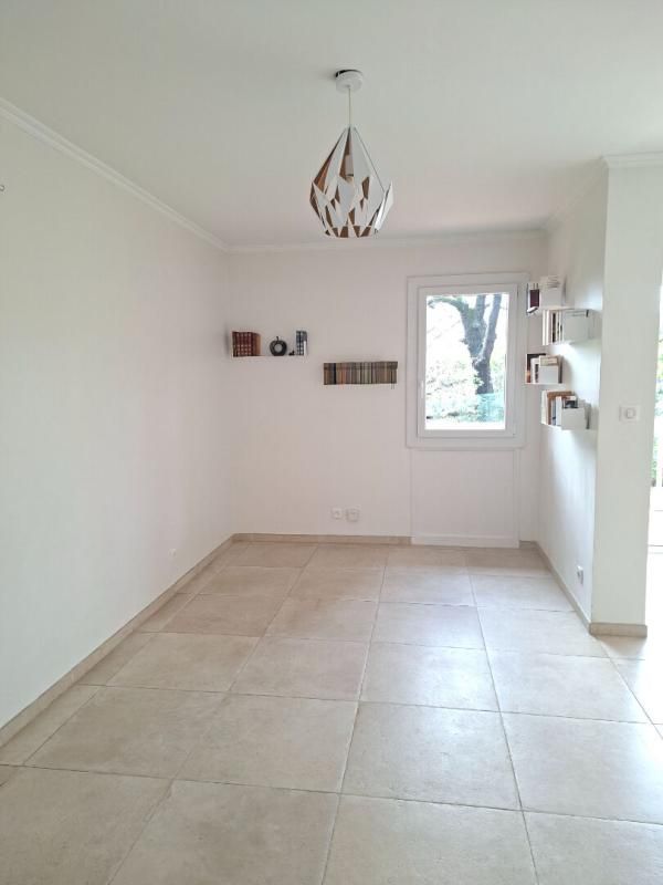 AIX-EN-PROVENCE Duplex lumineux avec jardin de 250 m² à 20 min à pied du centre d'Aix 3