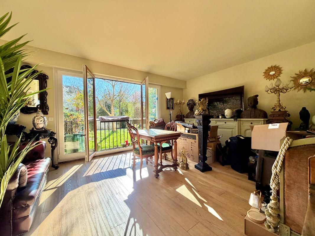 VINCENNES Appartement 3 pièces proche Métro ligne 1 Château de Vincennes 2