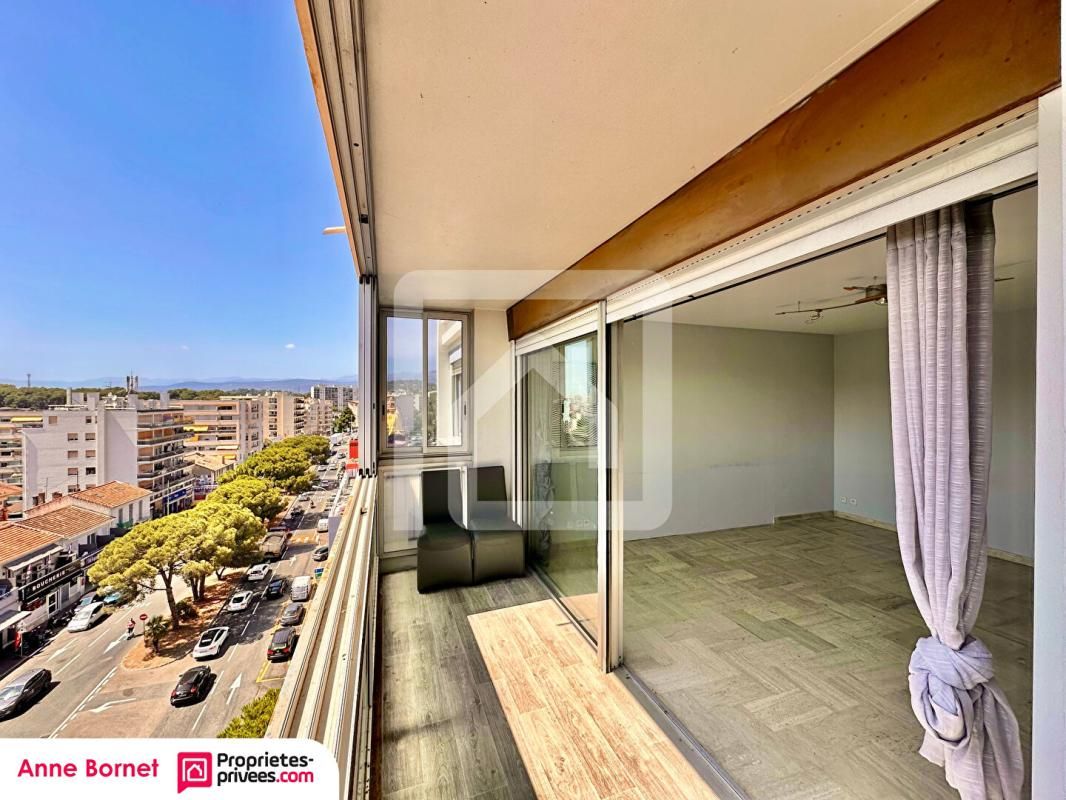 LE CANNET Appartement 4 pièces 89 m2 avec 3 loggias, parking au sous-sol 3