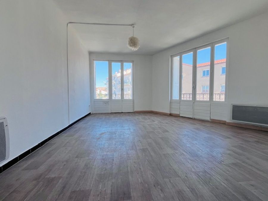 PERPIGNAN Charmant appartement de type T3  de 68 m² au 3 ème étage avec ascenseur et balcon 2