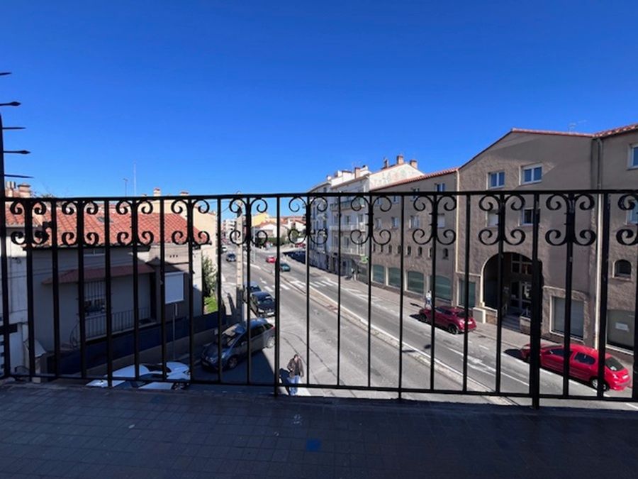 PERPIGNAN Charmant appartement de type T3  de 68 m² au 3 ème étage avec ascenseur et balcon 3