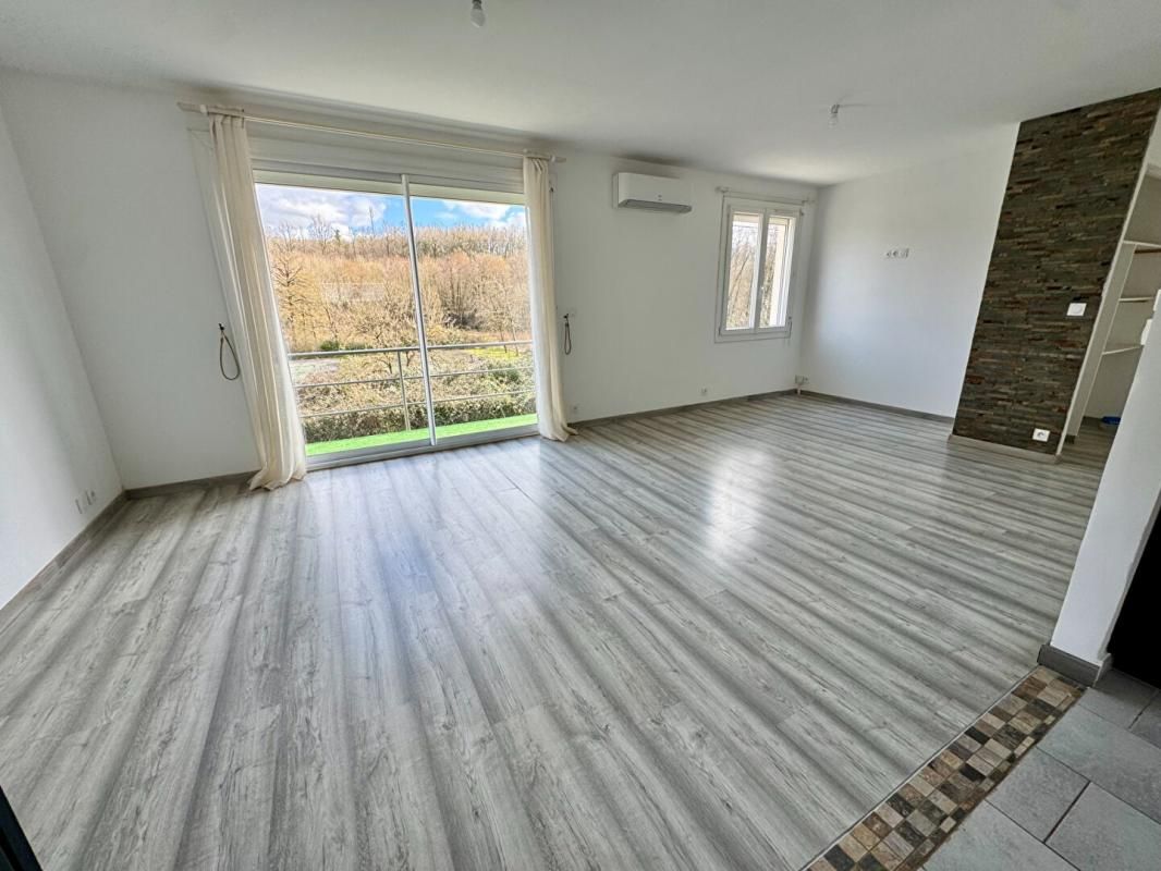 SAINT-CESAIRE Maison Saint Cesaire 3