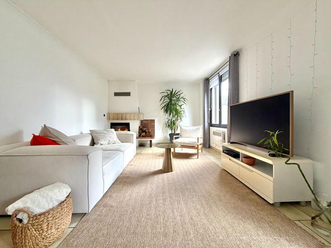 VITRY-SUR-SEINE Maison Vitry-Sur-Seine limite Villejuif proche métro 2